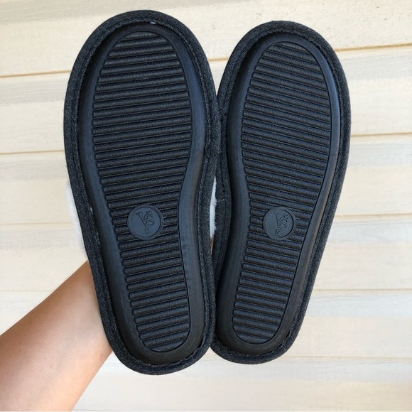 Victoria’s Secret Cozy Fur and  Cashmere Blend Gray Slippers S - Picture 10 of 16